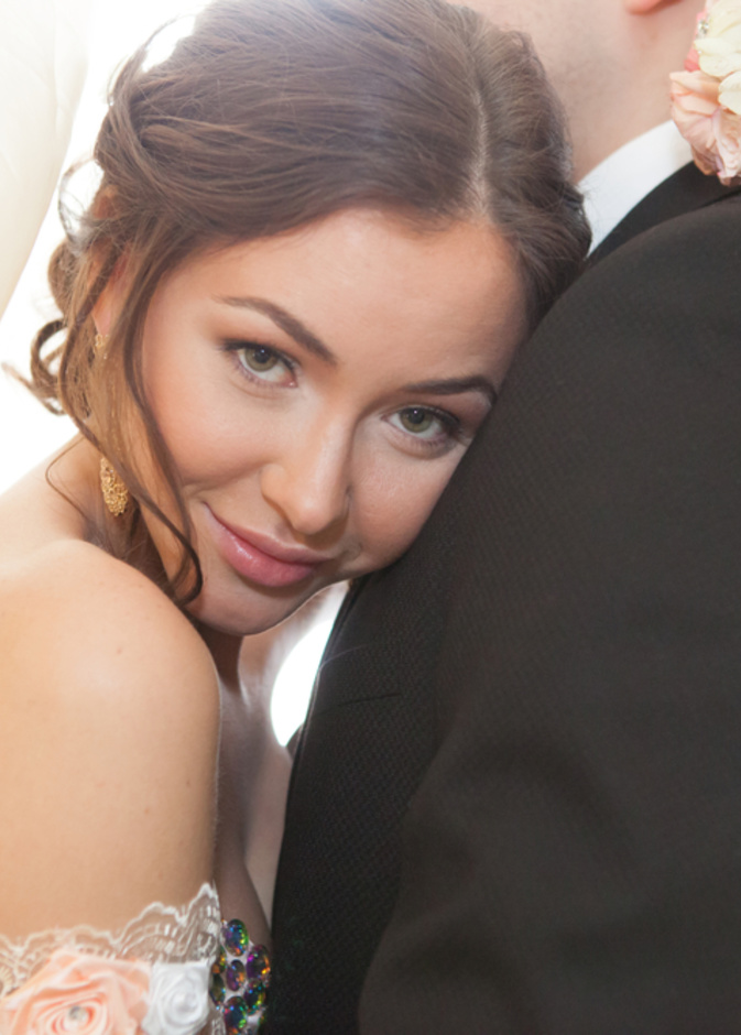 قد يكون عريسك عاشقا لك من دون ان يعبّر  كلاميا