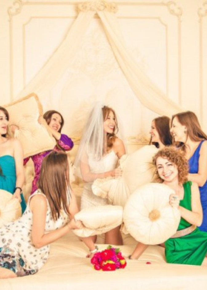 قضاء مايكفي من الوقت مع وصيفاتك