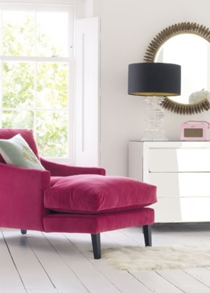  كرسي طويل من المخمل بلون التوت