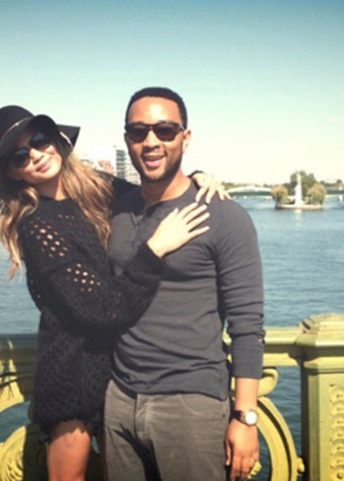 كريسى تايجون فى غرام على نهر السين