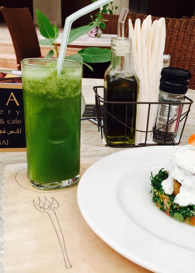 كفتة الكينوا والكوسة في مطعم  XVA Café