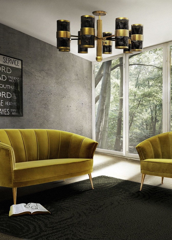 كنب و كرسي من المخمل يتألق باللون الأصفر الغامق