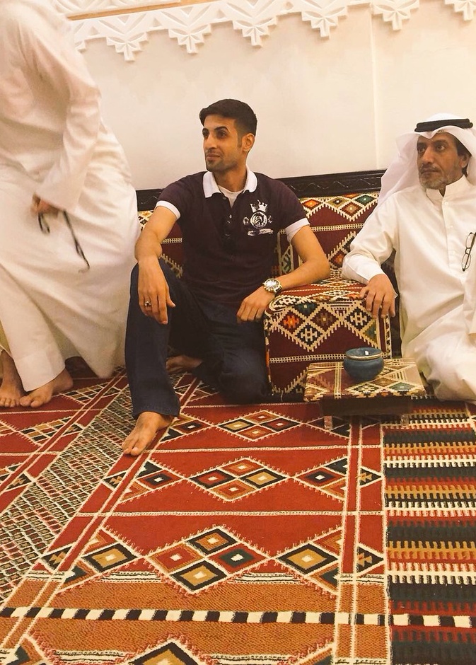 كويتي يلتقي ابنه الضائع منذ 26 عاما