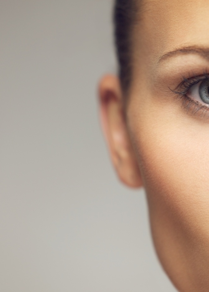 كيف تحاربين انتفاخ العيون بحسب عمرك؟