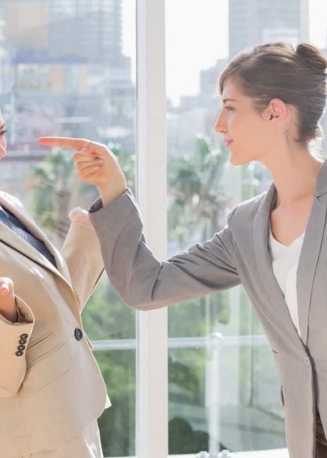 كيف تكونين لبقة في حديثك؟