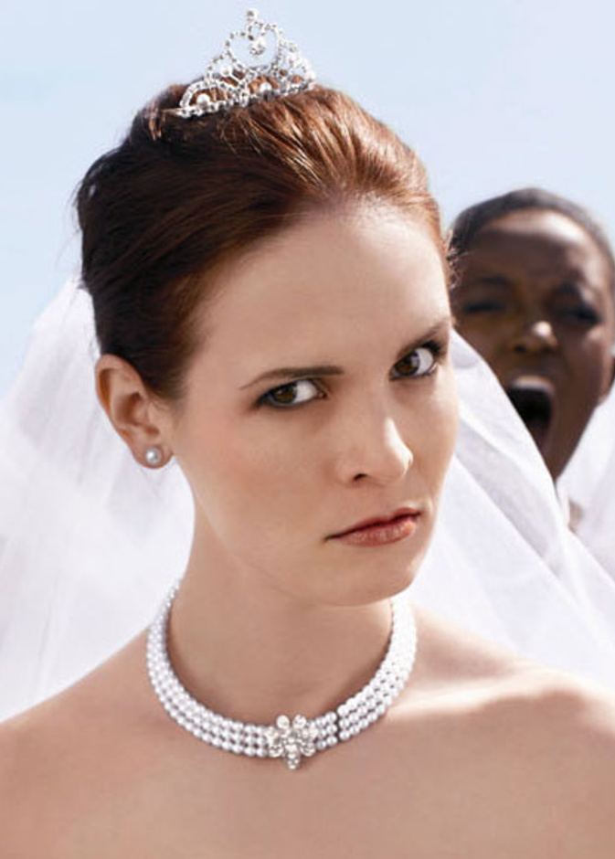  لاتكوني عروس متذمرة