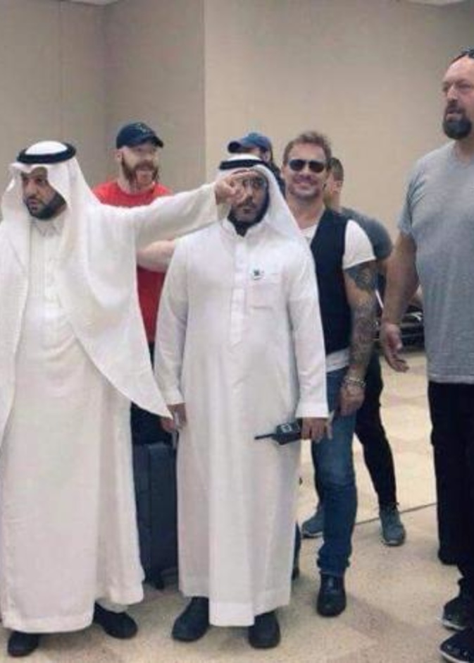 لحظة وصول الاعبين لمطار جده 