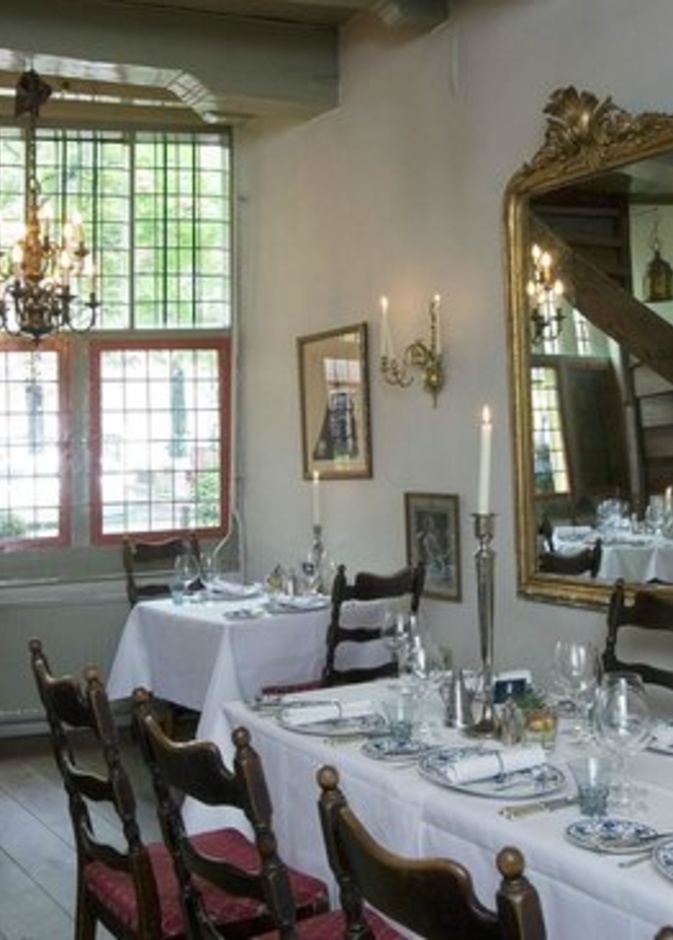 لمسة تاريخية في De Silveren Spiegel