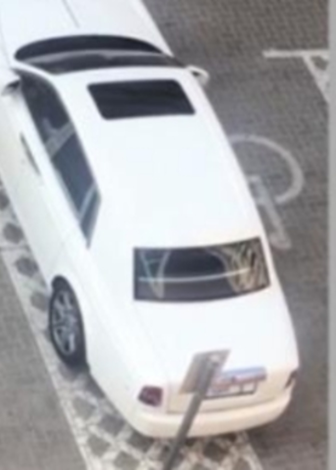 مخالفة مرورية لصاحب رقم السيارة 5D دبي