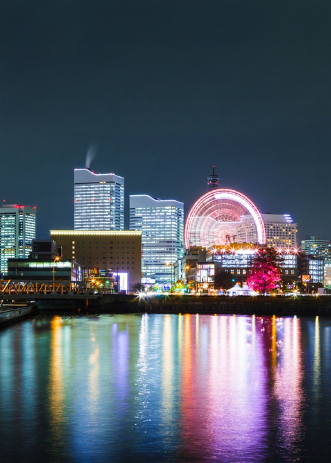 مدينة يوكوهاما في اليابان في الليل