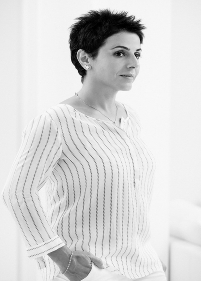 مصممة علامة جاسمين ناي رولى حماده 