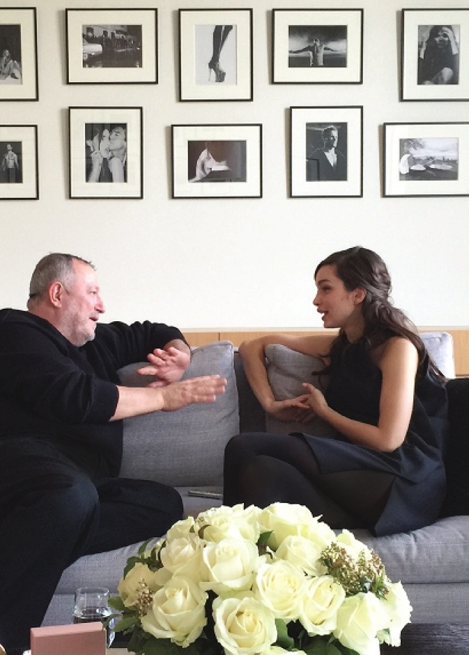 مع الزميل عدنان الكاتب