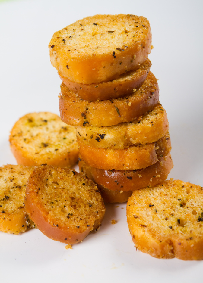 مكعبات الخبز الكروتون