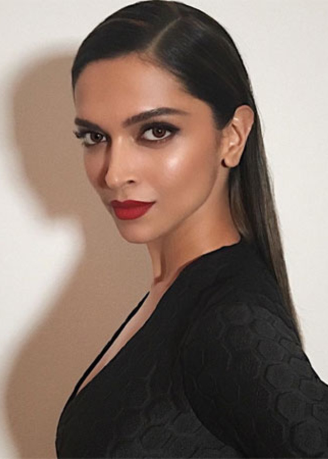 مكياج ساحر لـ ديبيكا بادوكون