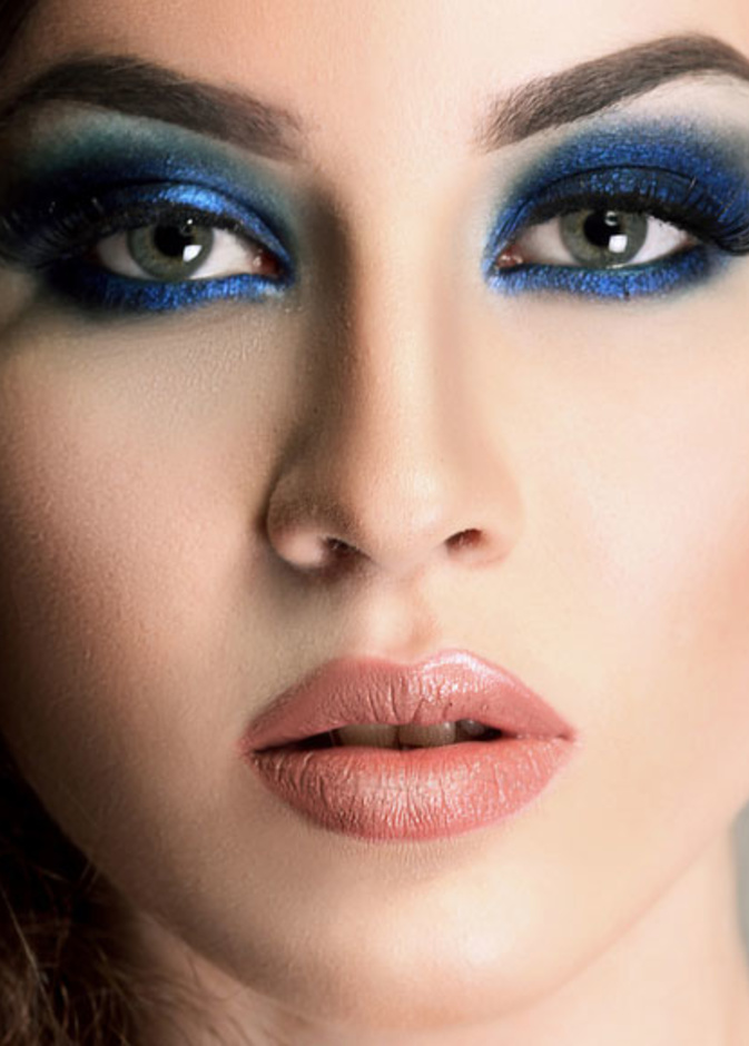 مكياج خاص للعروس على الشاطئ