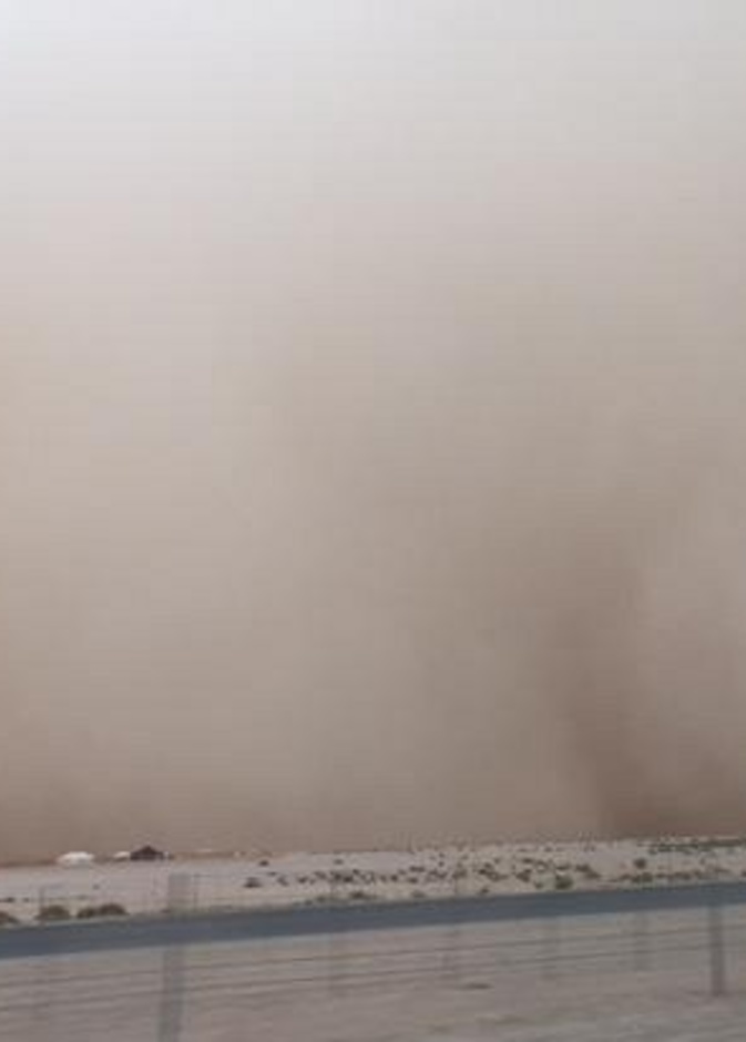 عاصفة رملية