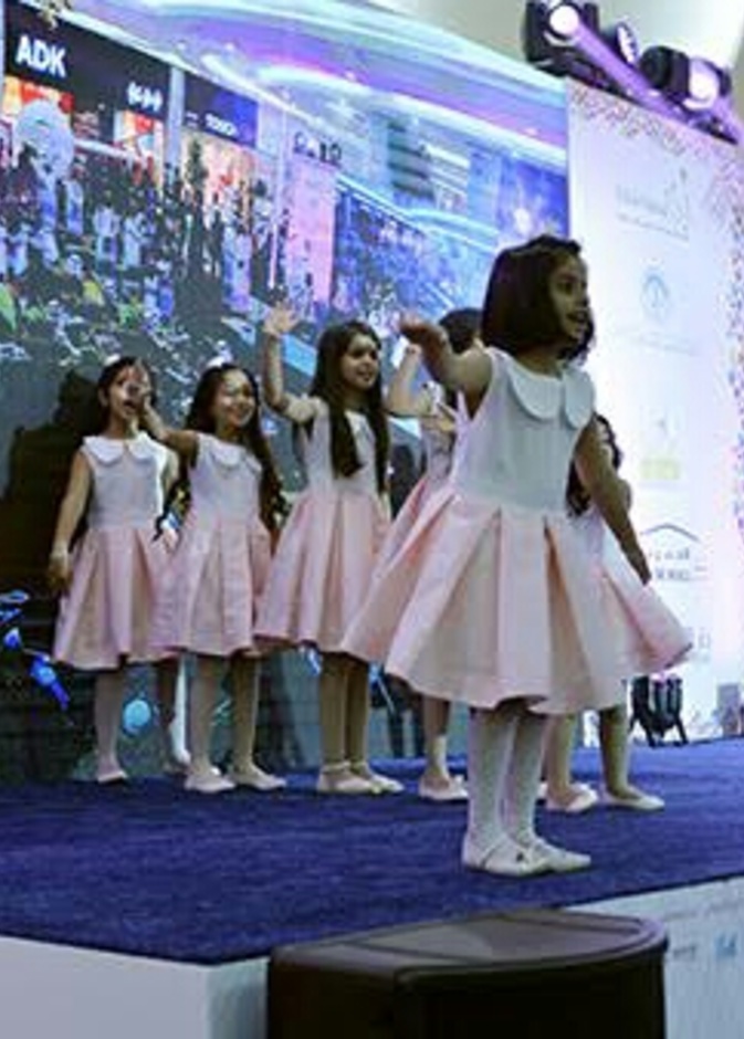 من اوبريت الافتتاح