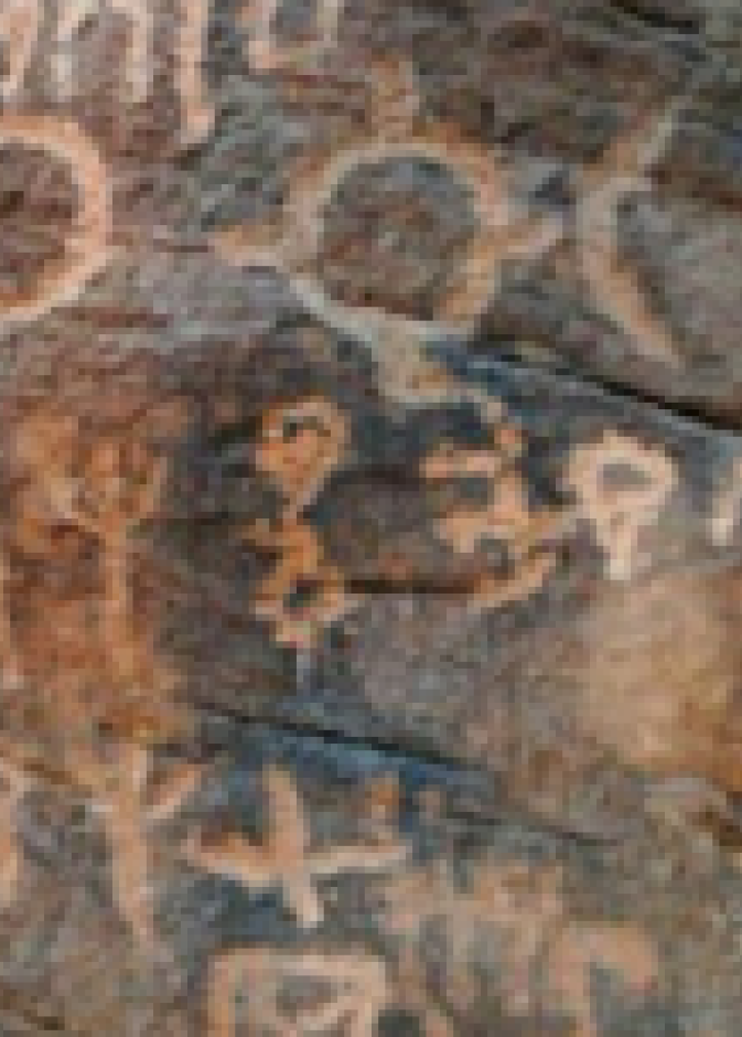 من اﻵثار في المنطقة