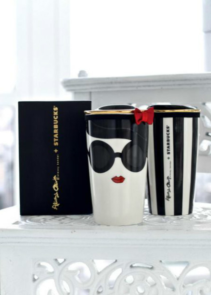 من عالم الاناقة و فيلم الافطار عند تيفاني اكوب شاي للفاشينيستا