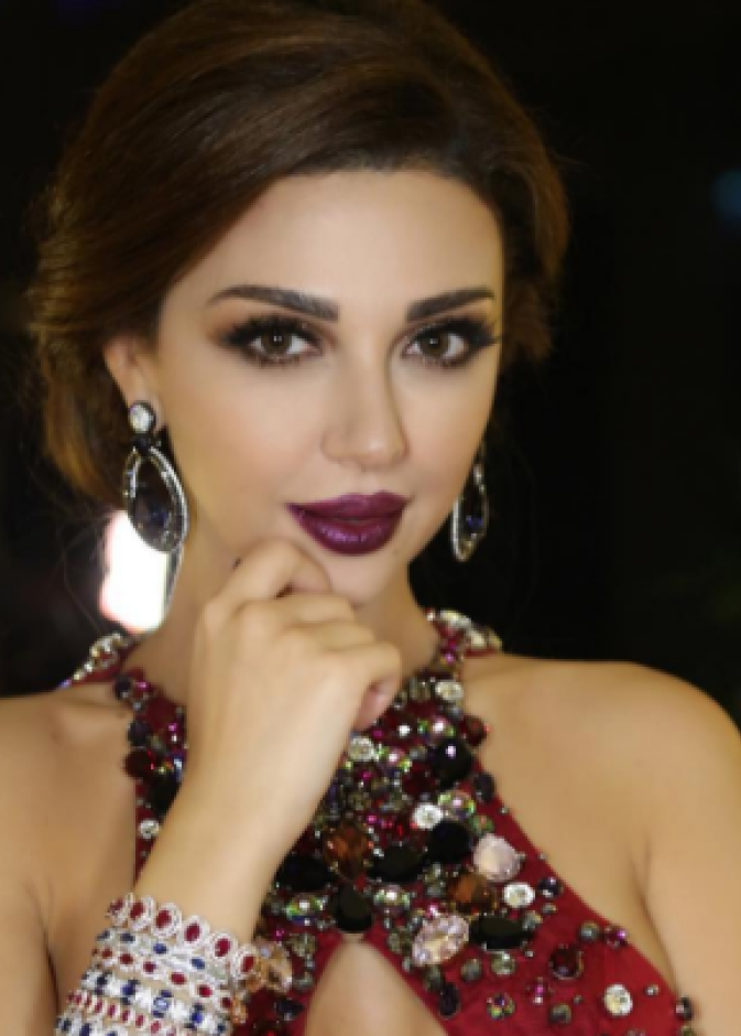 ميريام فارس بمكياج سموكي بتدرجات البني