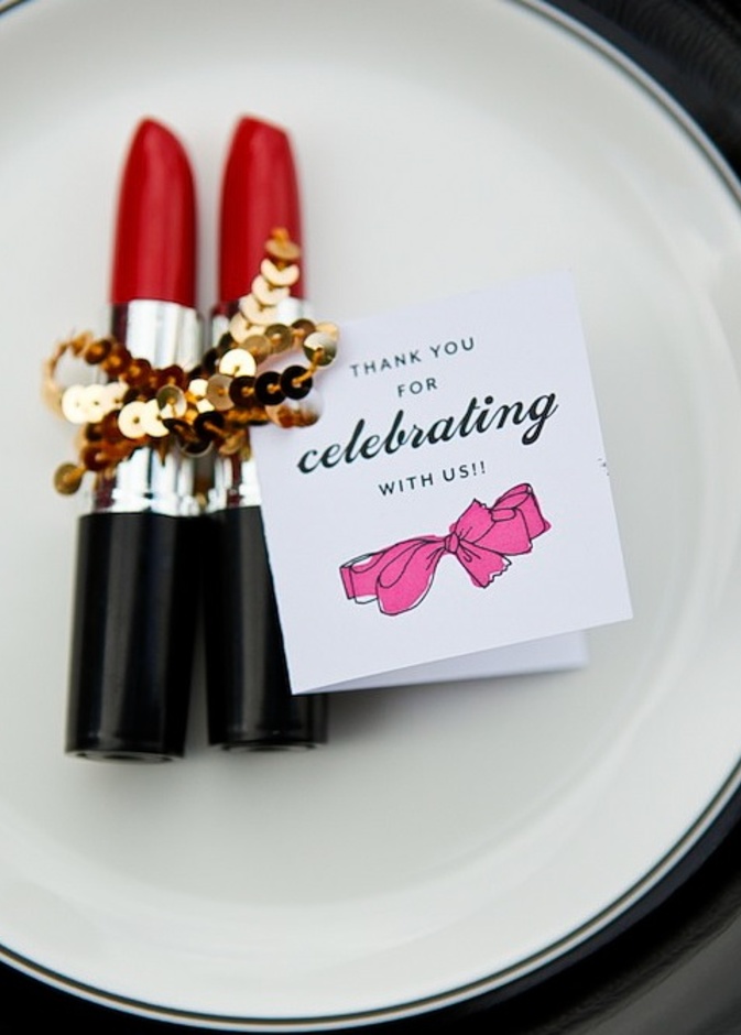  هدايا الضيوف مختلفة ومميزة