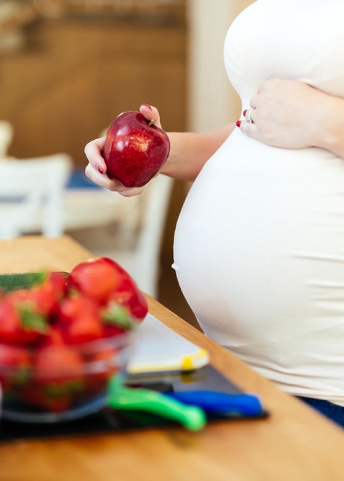 هذه الاطعمة تصيب الجنين بالامراض فاحذريها