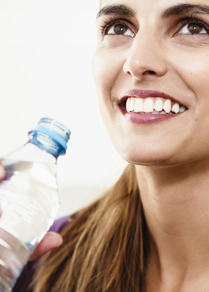 ينصح بشرب الكثير من الماء مع رجيم اتكنز