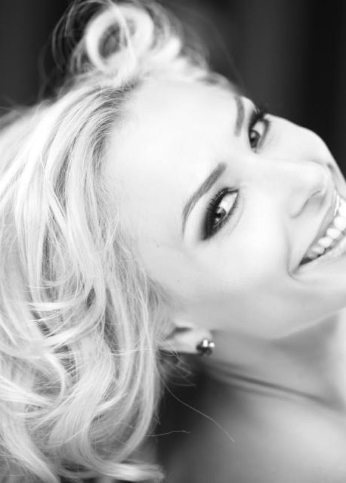 يوليا فانتور تشكر أميتاب باتشان