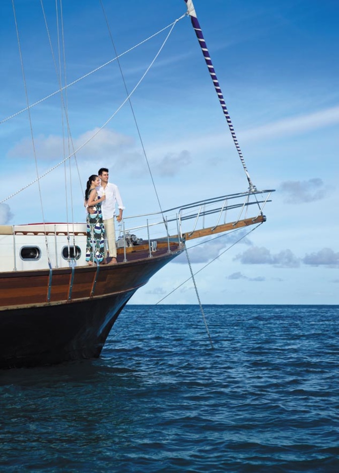 -  رحلات بحرية للعرسان - منتجع Shangri la Sillingili  - شهر العل في المالديف 