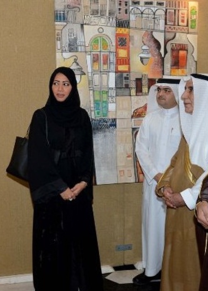 الفنانات ينافسن الفنانين في معرض الفن التشكيلي السعودي