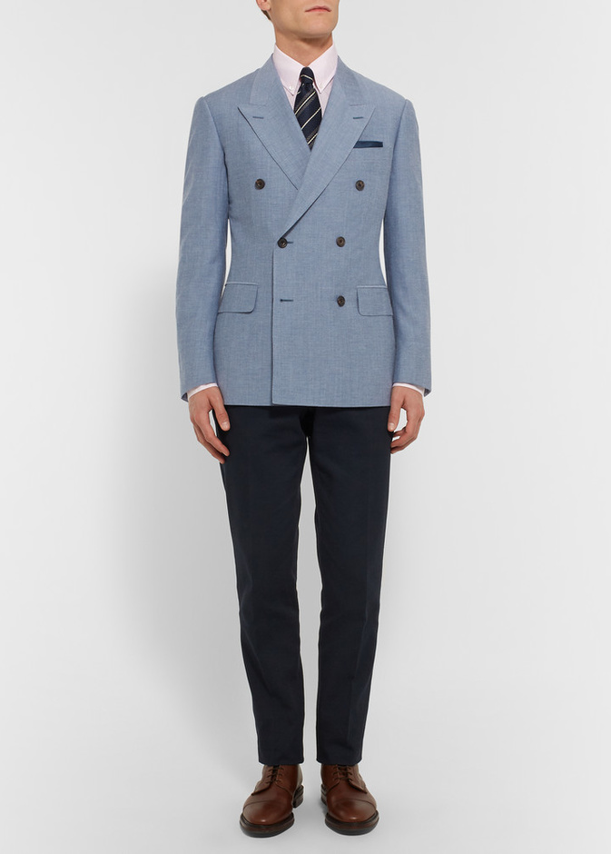 لوك انيق مع ربطة العنق والبليزر الازرق