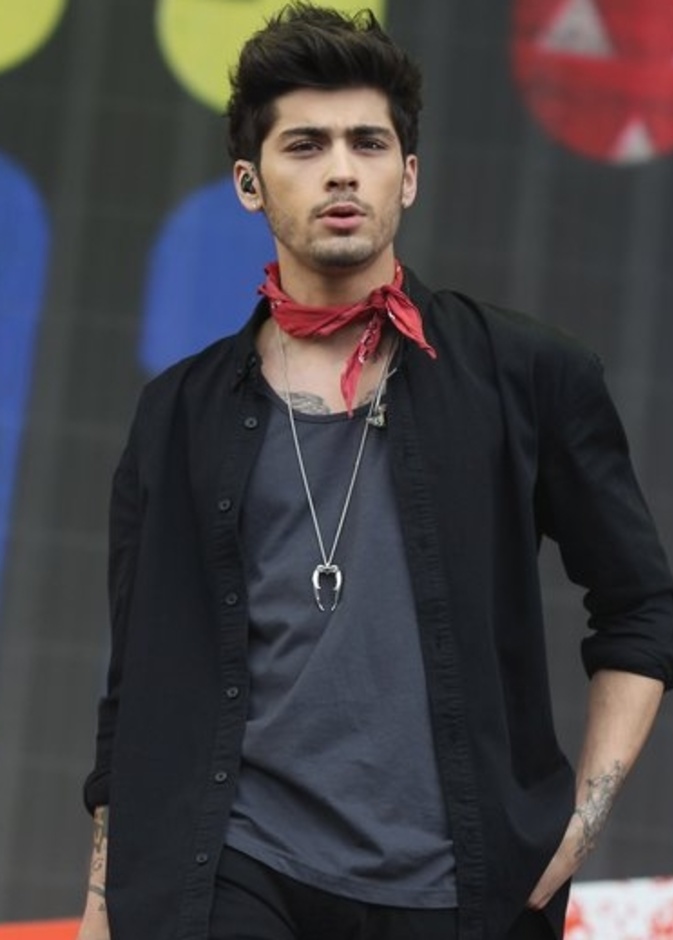 زين مالك Zayn Malik مع صديقته جيجي حديد Gigi Hadid بلوك كاجوال