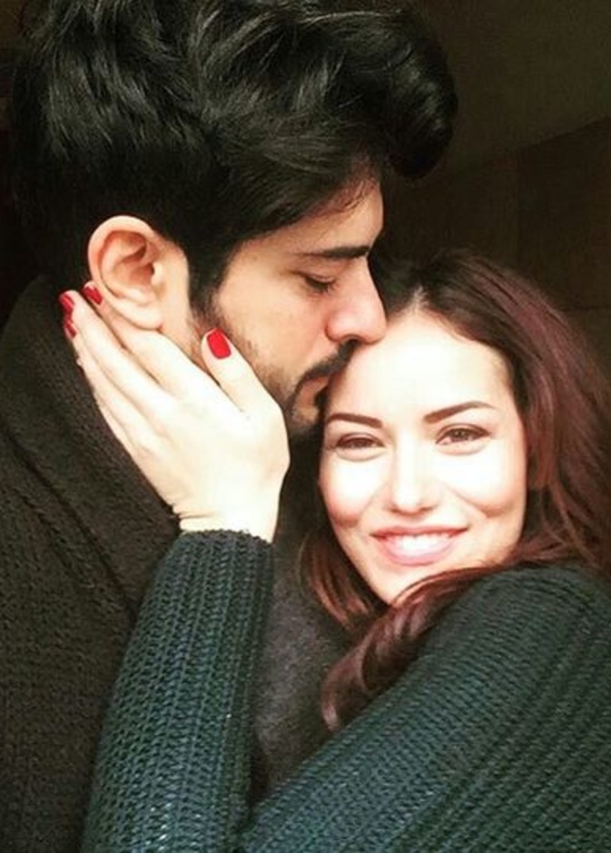 بوراق أوزجفيت وفهرية إفجان