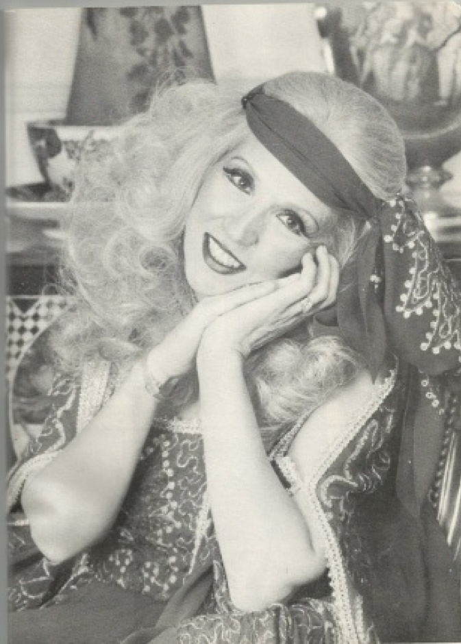 كيف ودّع المغردون اللبنانيون "الأسطورة" صباح؟