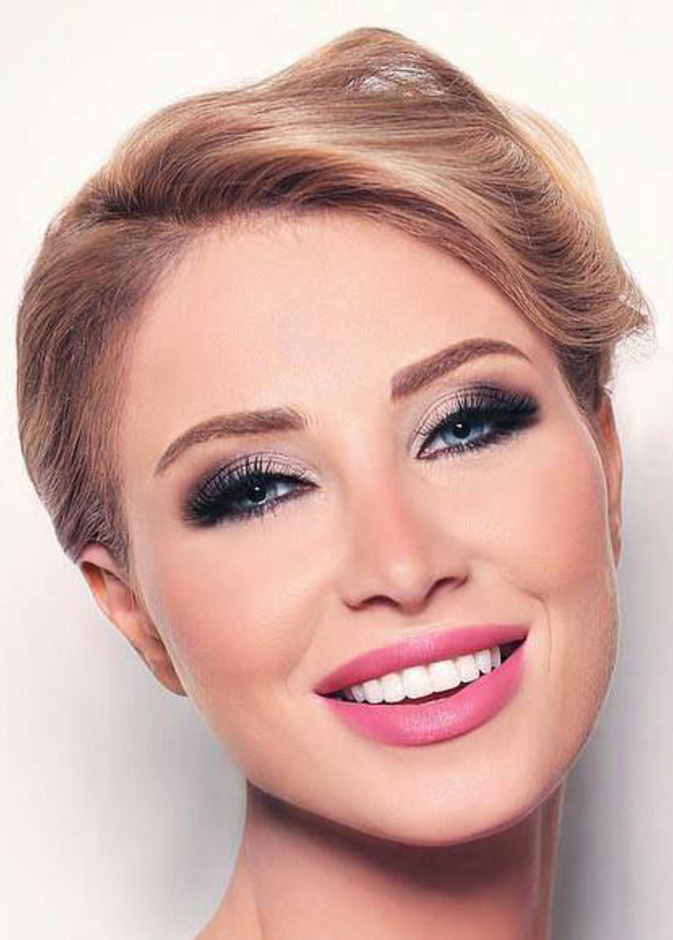 انابيلا هلال