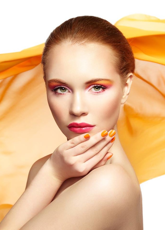 صيفك منعش بمكياج الألوان الزاهية