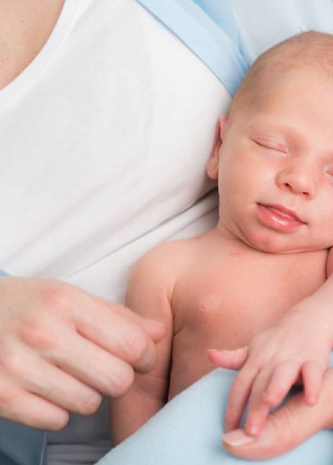 صوت الأم أول صوت يميزه المولود