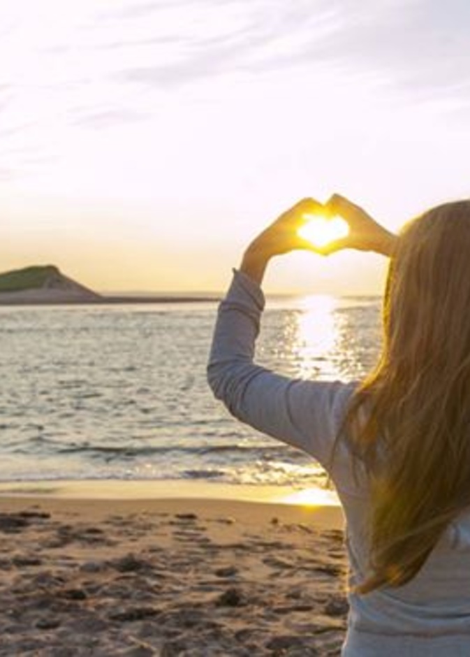 همسات أنثى في يوم الحب