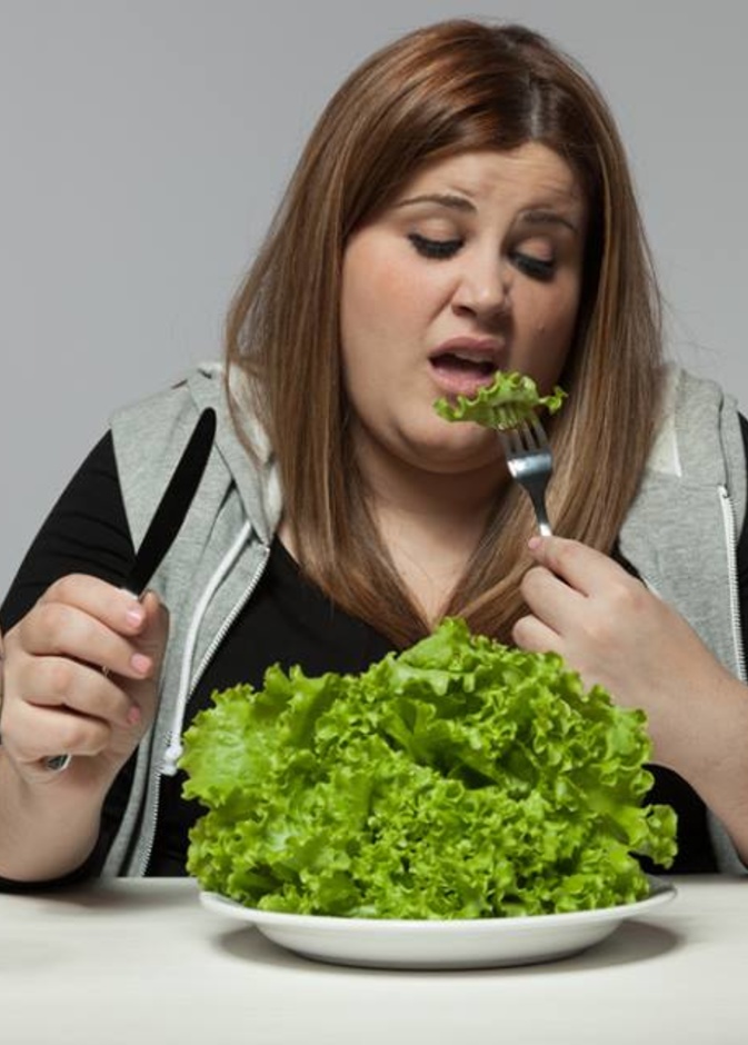 الحميات القاسية.. تعذيب للنفس دون تخفيف الوزن!