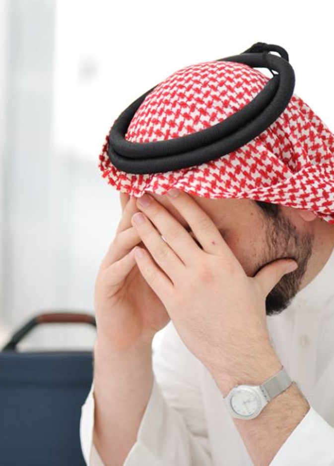 في الإمارات.. أب يطالب بسحب جنسية إبنه المراهق.. فما السبب؟