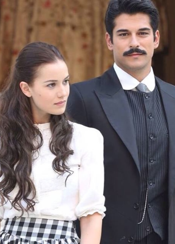 بوراق أوزجفيت وفهرية إفجان