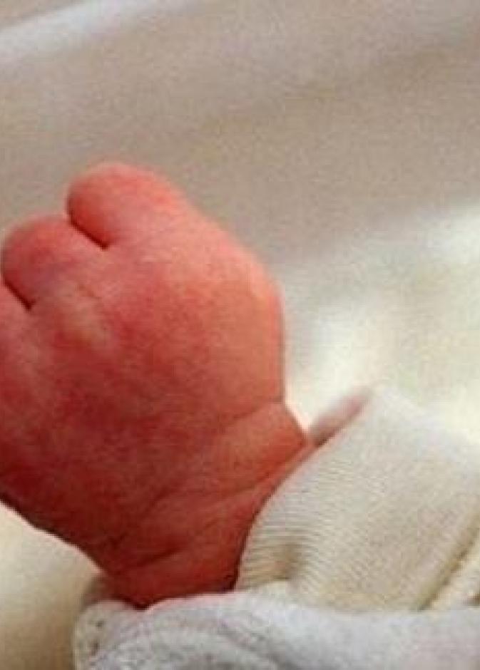 خادمة تتجرد من أمومتها وتقتل رضيعها 