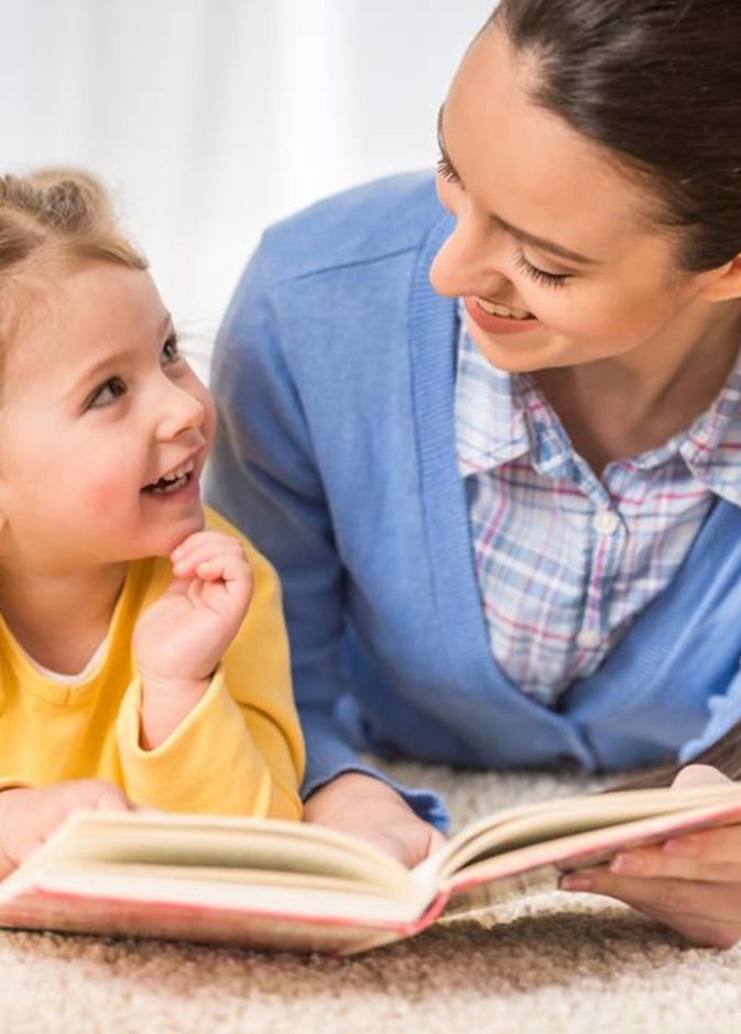إرشادات وتدابير هامة لتنمية مهارات طفلك اللغوية 