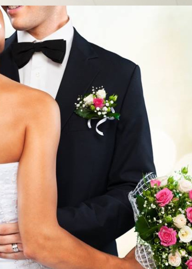 من يوصي العريس؟