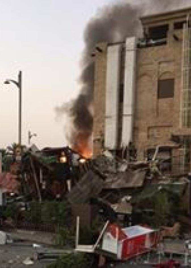 تحطم واجهة مطعم تركي في جميرا بسبب إنفجار محدود
