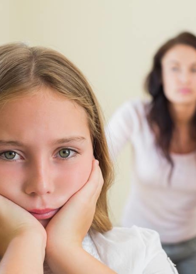 الإغتراب الأسري يقتل نفسية الأبناء