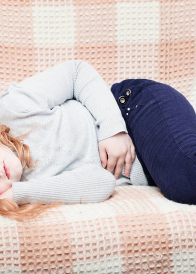 للأم .. لسلامة طفلك من الداء البطني لا تهملي هذه الأعراض