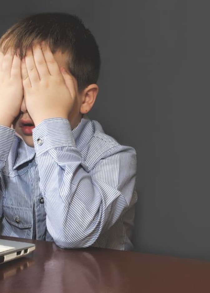 هكذا يقتل الإنترنت أطفالنا!