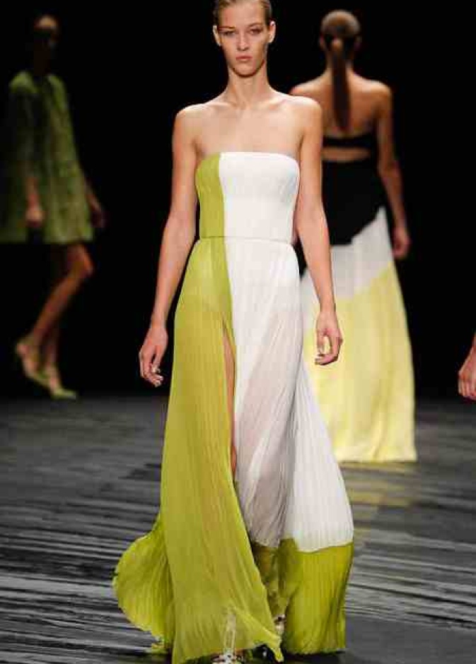 الفصول الأربعة تجتمع تحت سحابة J. MENDEL