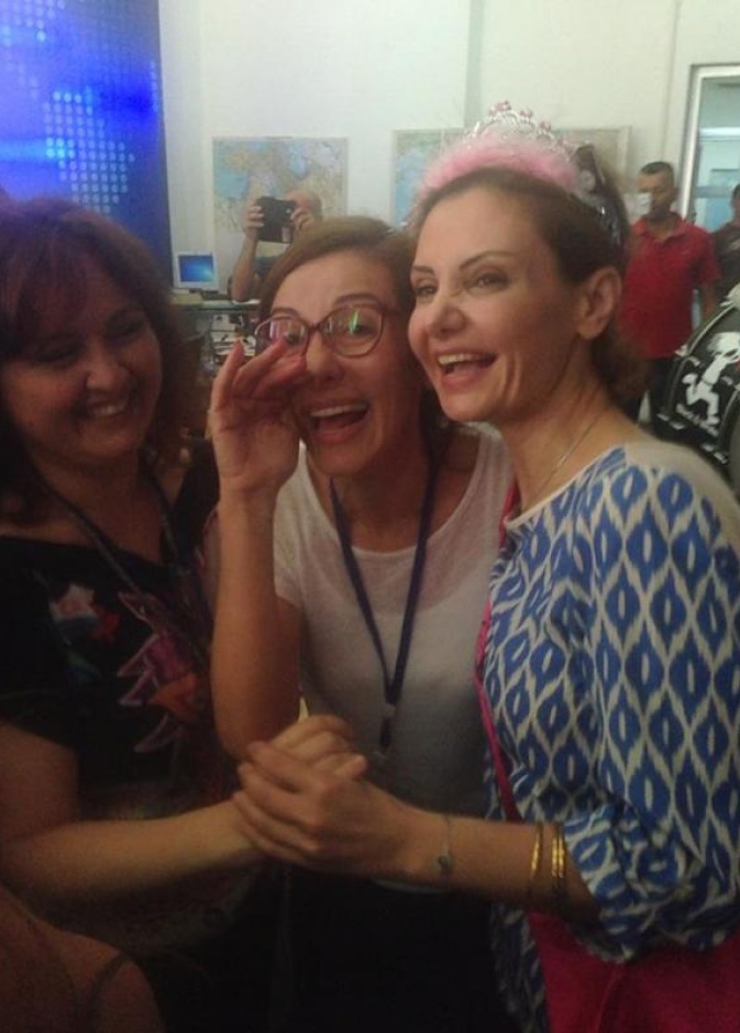 زفّة تفاجئ عروس تلفزيون  LBC 